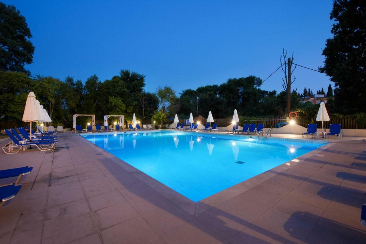 Amalia Hotel - Adults Only Dasziá Kültér fotó