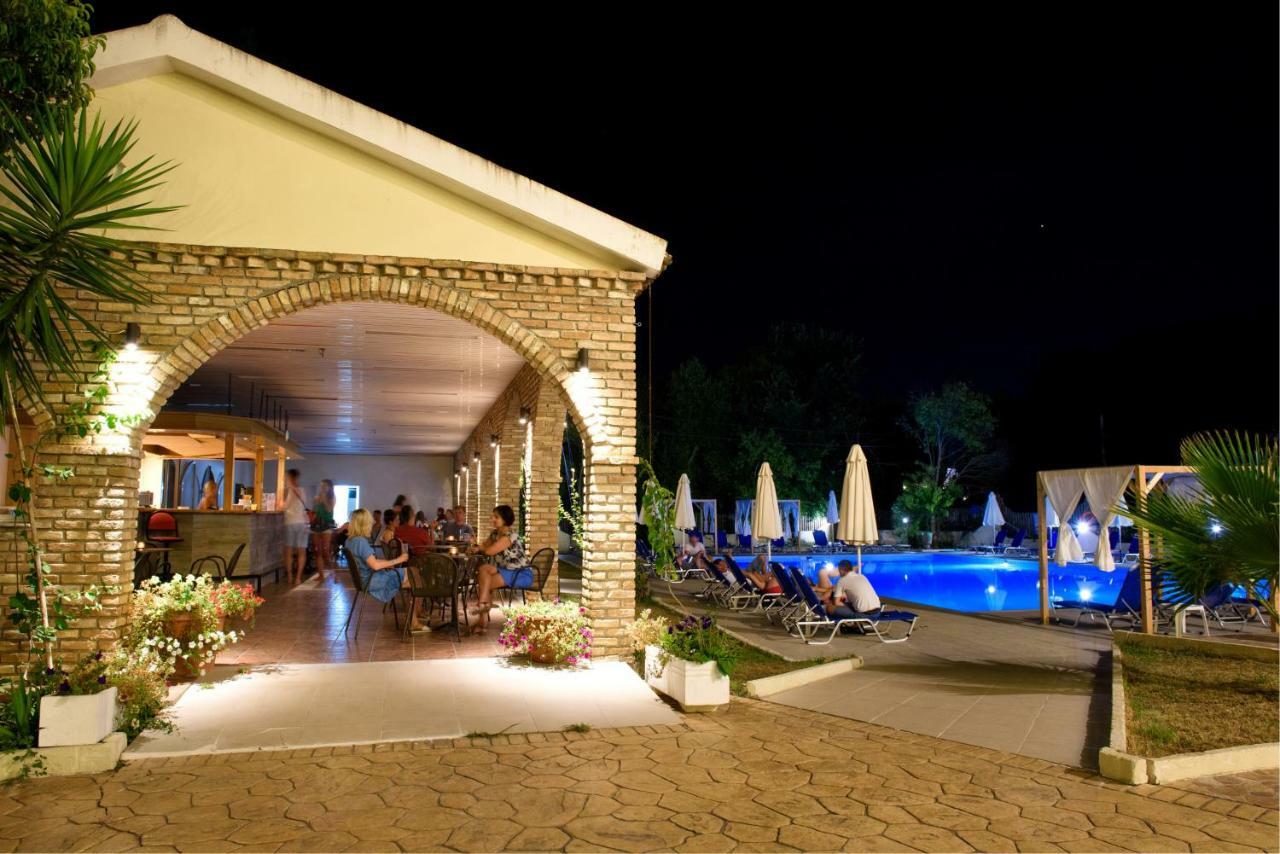 Amalia Hotel - Adults Only Dasziá Kültér fotó